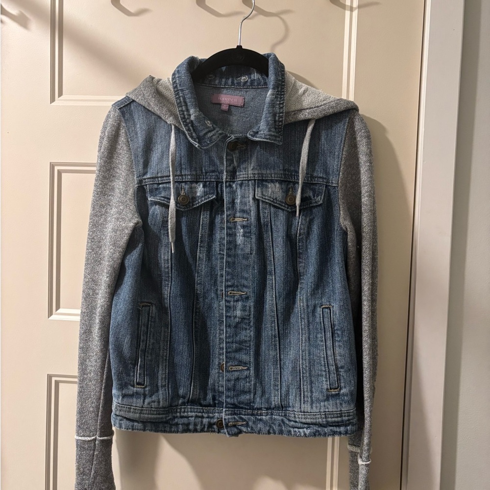 Harper Denim Jacket w/Detachable Hood & Sweatshirt Sleeves - Francescas